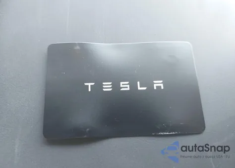 2024 Tesla Model Y from USA, damaged, VIN 7SAYGDEE7RA239148